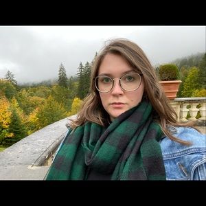 Meet your Posher, Ashley